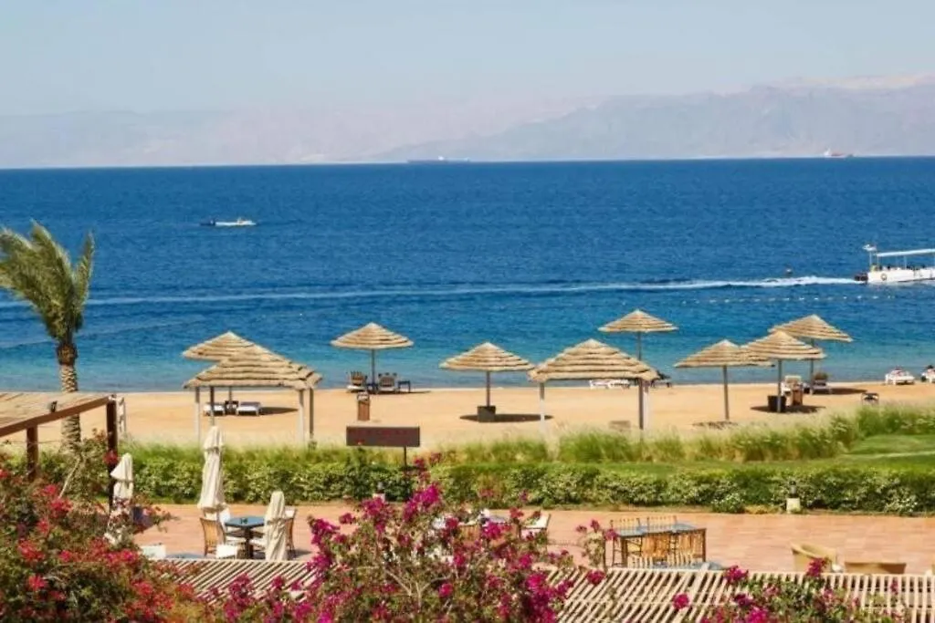 Maria Beach Ground Floor Apartament contacts